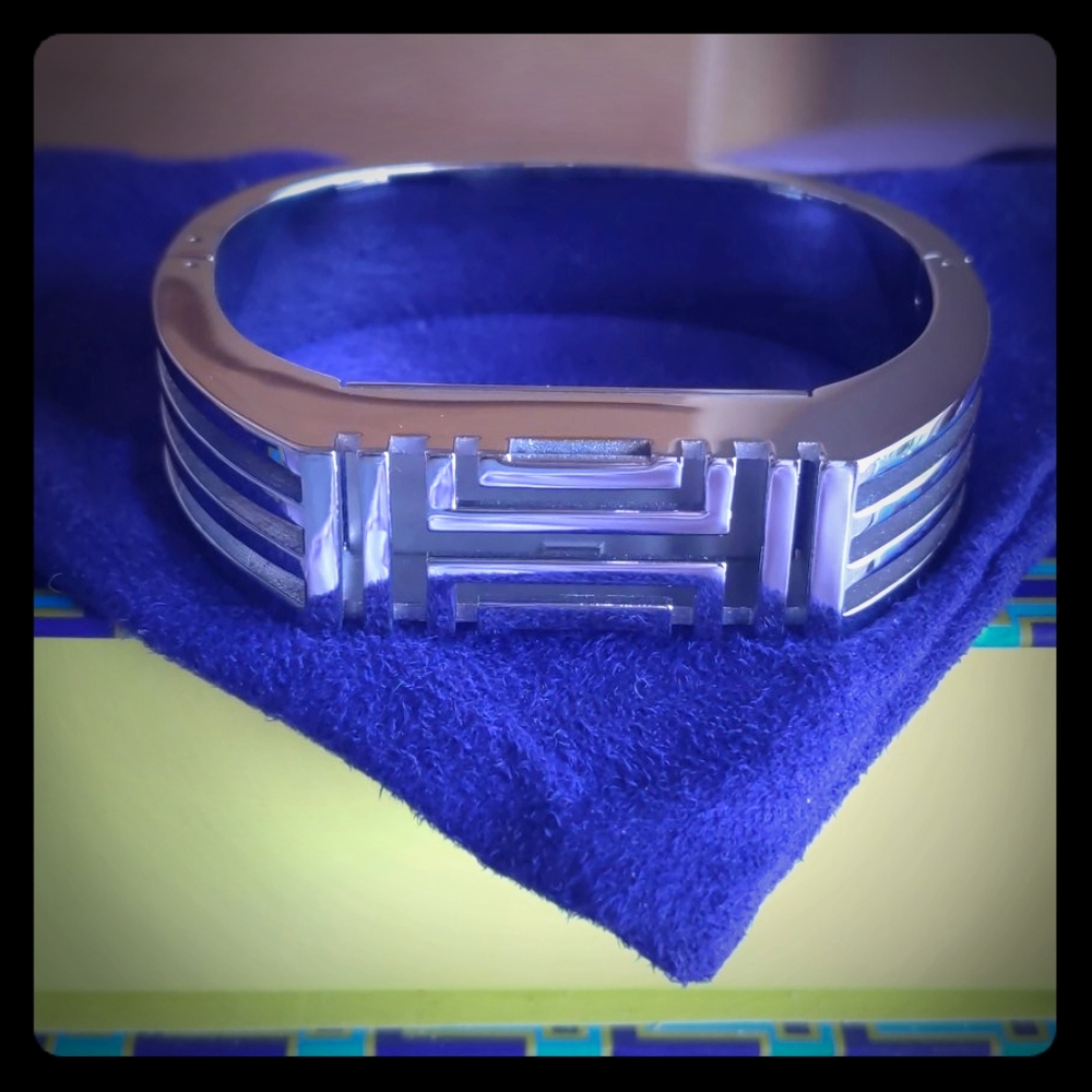 Tory Burch Fitbit Flex 2 bracelet